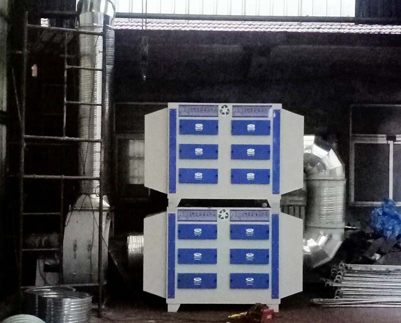 1.5万风量二级活性炭吸附设备案例 1.5万风量二级活性炭吸附设备案例